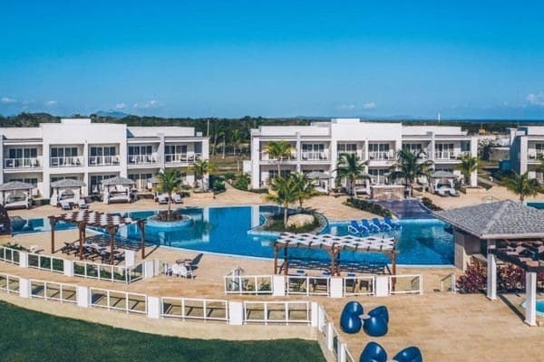 Hotel Almirante Guardalavaca
